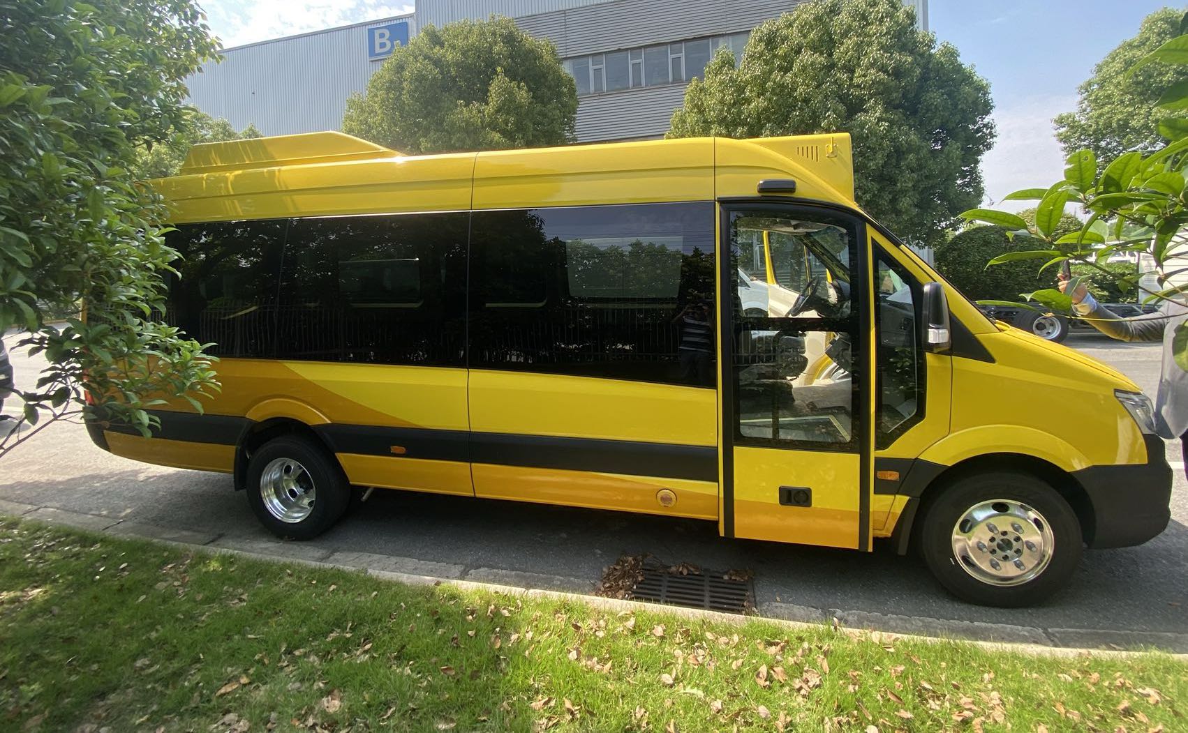 EU Certificated E-School Bus